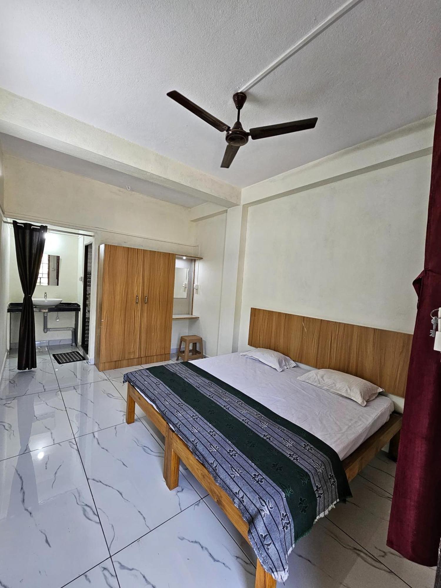 Souparnika Residency Murdeshwar Mavalli Bagian luar foto